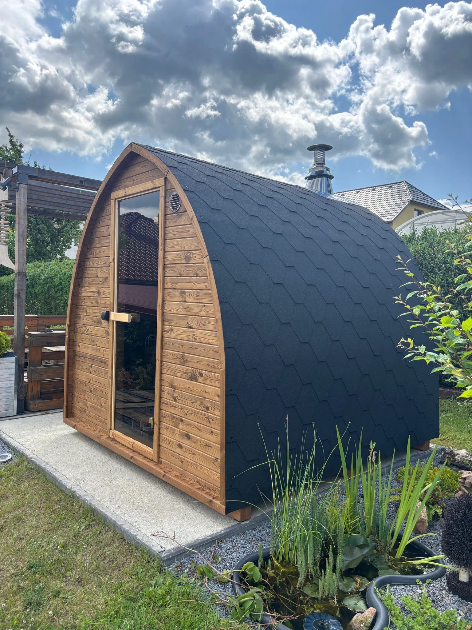Zrealizovaná záhradná sauna Iglú